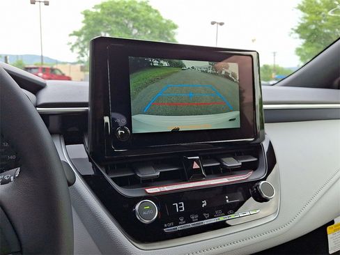New 2025 Toyota Corolla SE image 11