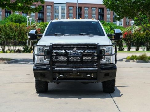 Used 2018 Ford F250 XLT w/ XLT Premium Package AWD/4WD image 4