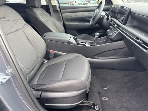 New 2026 Hyundai Tucson SE image 13