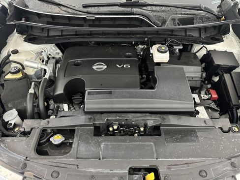 Used 2023 Nissan Murano SV image 11