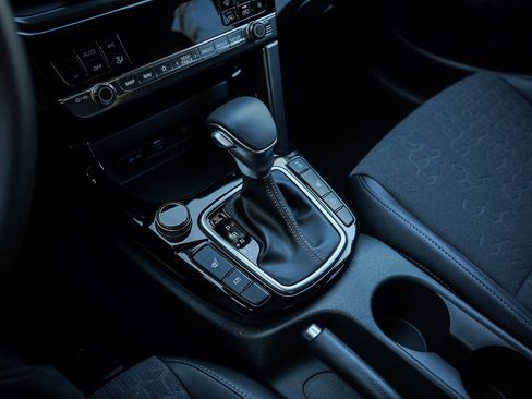 New 2026 Kia Seltos S image 25