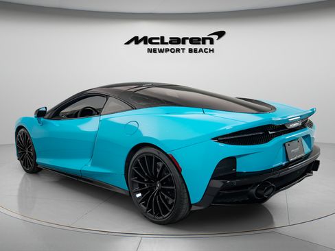 Used 2023 McLaren GT RWD image 4