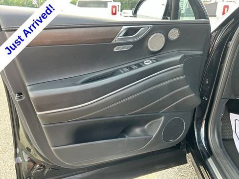Used 2023 Genesis GV80 2.5T w/ Advanced Package AWD/4WD image 11