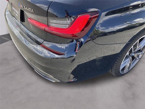 Used 2022 BMW M340i xDrive w/ Premium Package image 11