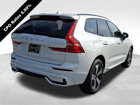 Certified 2024 Volvo XC60 T8 Core w/ Climate Package AWD/4WD image 8