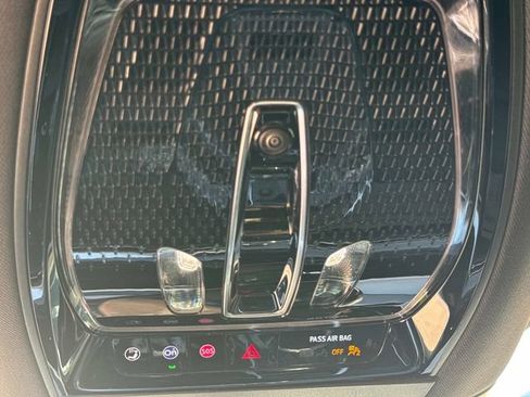 Certified 2025 Cadillac Escalade IQ Sport 1 w/ LPO, ONYX Package AWD/4WD image 20