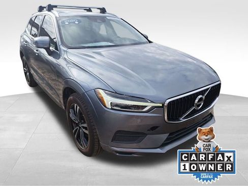Used 2020 Volvo XC60 T5 Momentum image 4