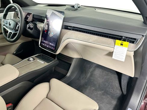 New 2025 Volvo EX90 Ultra image 26