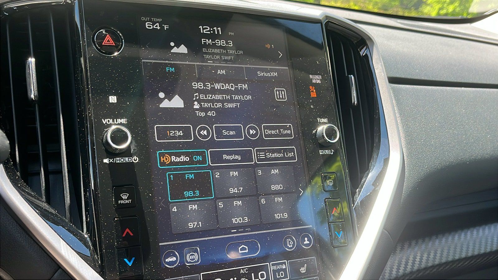Certified 2025 Subaru Ascent Premium AWD/4WD image 17