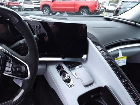 New 2025 Chevrolet Corvette Z06 w/ Z07 Performance Package RWD image 21