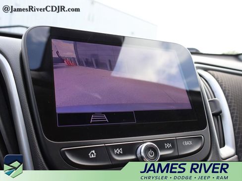 Used 2023 Chevrolet Malibu LT image 34