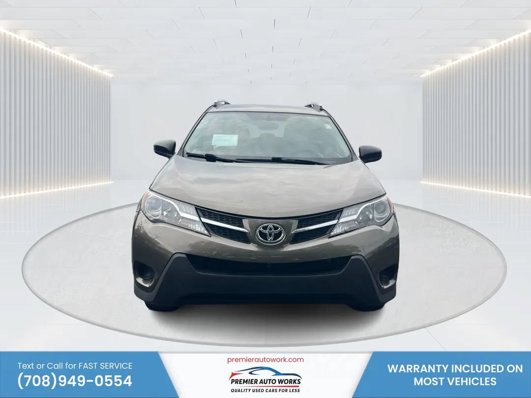 Used 2013 Toyota RAV4 LE AWD/4WD image 2