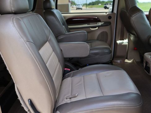 Used 2004 Ford Excursion Eddie Bauer AWD/4WD image 39