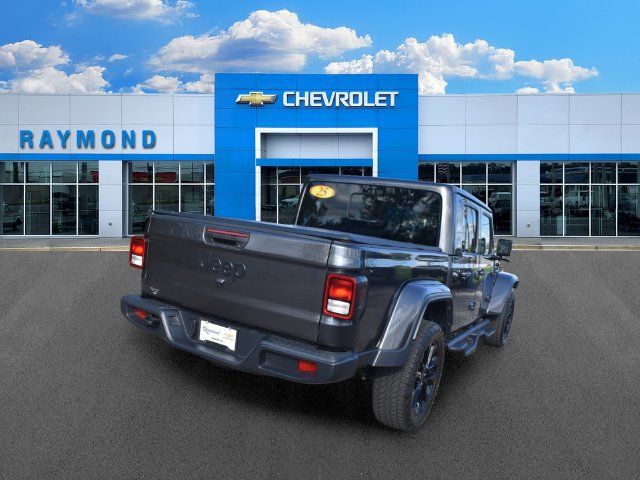 Used 2025 Jeep Gladiator Sport AWD/4WD image 3