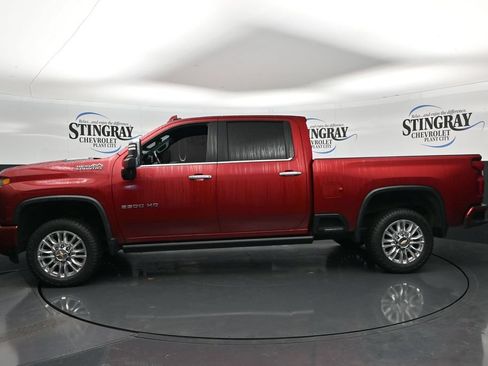Used 2023 Chevrolet Silverado 2500 High Country w/ LPO, Hitch Package AWD/4WD image 4