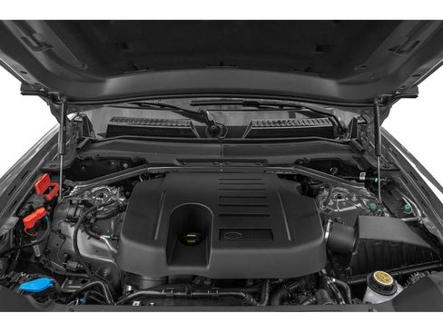 Used 2024 Land Rover Defender 110 S image 12