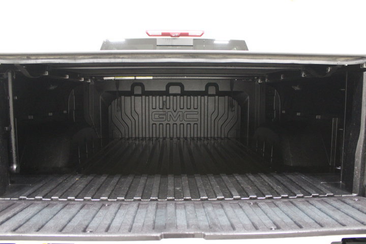 Used 2024 GMC Sierra 1500 Denali w/ Denali Reserve Package AWD/4WD image 14