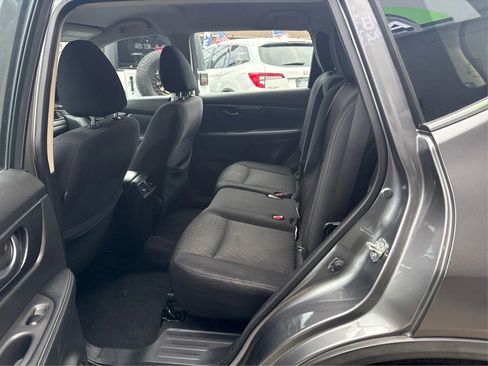 Used 2020 Nissan Rogue S AWD/4WD image 10