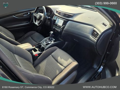 Used 2019 Nissan Rogue SV AWD/4WD image 10