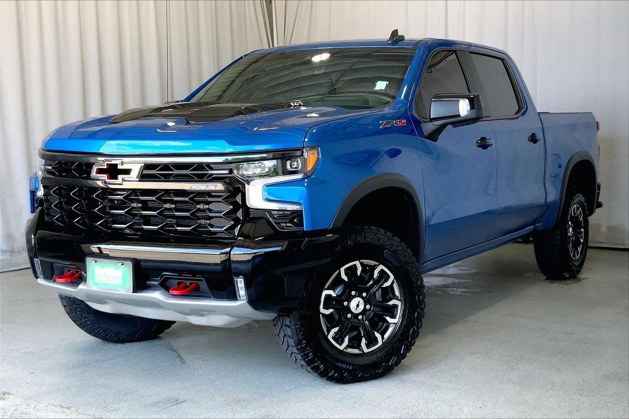Used 2024 Chevrolet Silverado 1500 ZR2 w/ Technology Package AWD/4WD image 12