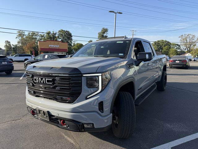 Used 2024 GMC Sierra 1500 AT4 w/ AT4 Premium Package AWD/4WD image 2