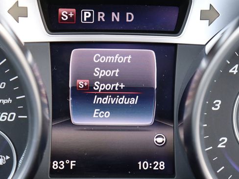 Used 2017 Mercedes-Benz SL 550 w/ Driver Assistance Package image 19