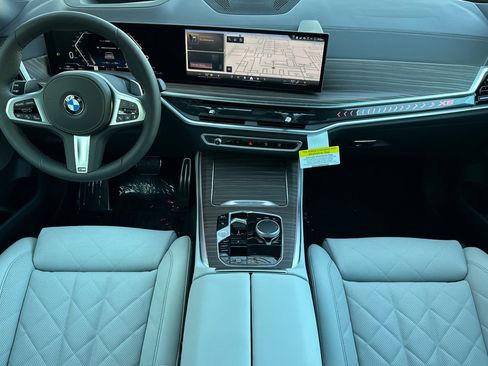 New 2026 BMW X5 xDrive40i w/ M Sport Package image 10