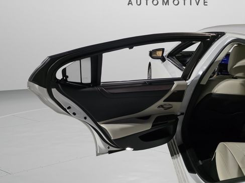 Certified 2024 Lexus ES 350 Ultra Luxury image 16