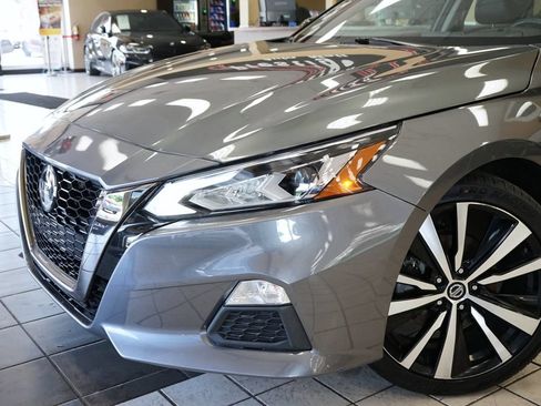 Used 2021 Nissan Altima 2.5 SR FWD image 20