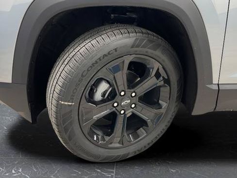 New 2026 Chevrolet Equinox LT w/ Convenience Package II AWD/4WD image 36