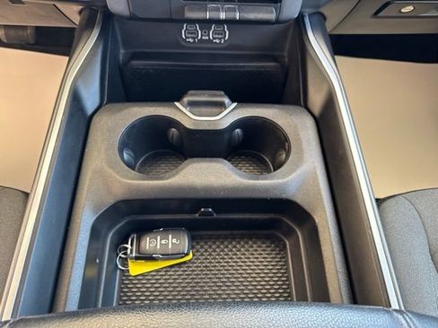 Used 2022 RAM 1500 Big Horn AWD/4WD image 21