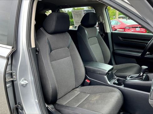 Used 2023 Honda CR-V EX image 7