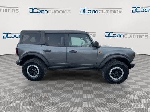 New 2026 Ford Bronco Badlands w/ Sasquatch Package AWD/4WD image 9