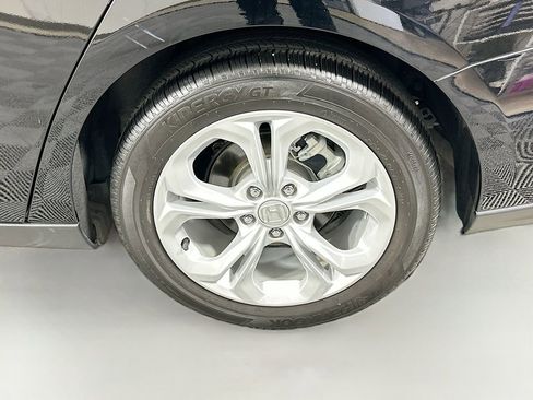 Used 2024 Honda Accord LX image 29