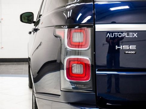 Used 2020 Land Rover Range Rover HSE image 14