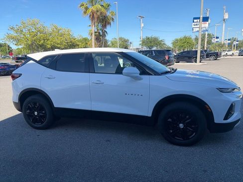 Used 2022 Chevrolet Blazer LT FWD image 4