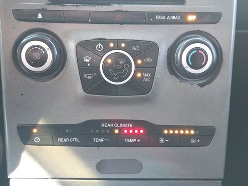 Used 2014 Ford Flex SE FWD image 33