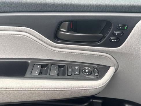 Certified 2023 Honda Odyssey EX-L image 24