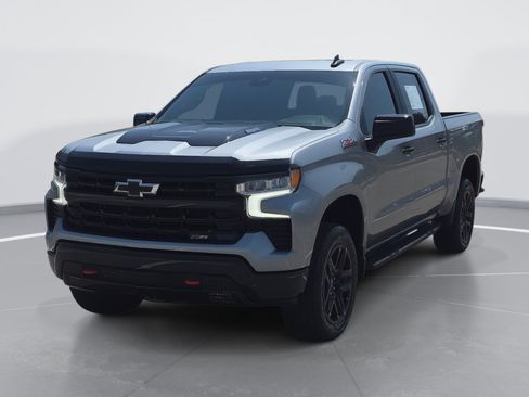 Used 2023 Chevrolet Silverado 1500 LT Trail Boss w/ Protection Package AWD/4WD image 7