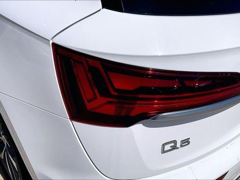 Used 2023 Audi Q5 2.0T Premium Plus AWD/4WD image 32
