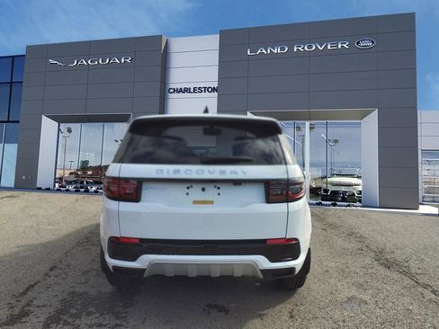 Used 2025 Land Rover Discovery Sport S image 4