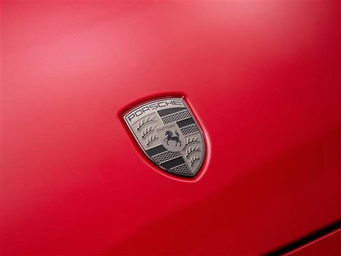 Used 2024 Porsche 911 Carrera S w/ Sport Package image 33