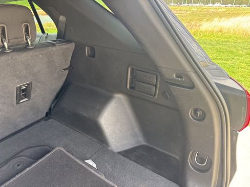 Used 2019 Chevrolet Equinox LT AWD/4WD image 47