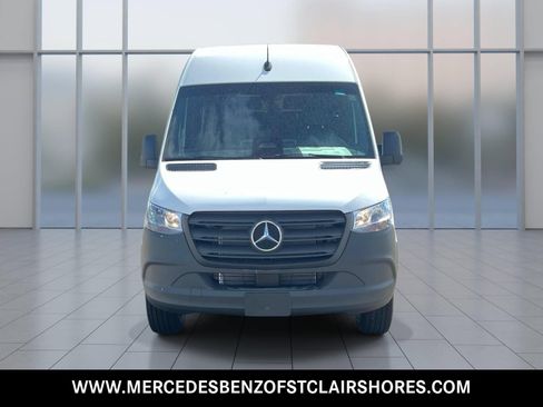 New 2026 Mercedes-Benz Sprinter 2500 image 11
