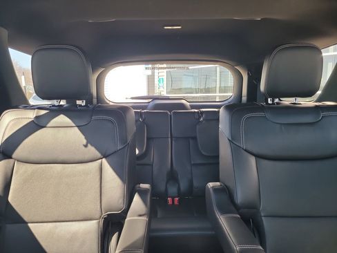 Certified 2024 Ford Explorer ST w/ Equipment Group 401A image 26