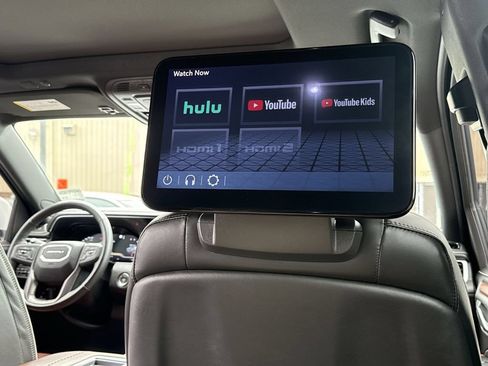 Used 2023 GMC Yukon Denali Ultimate AWD/4WD image 27