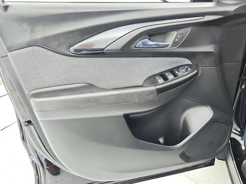 Used 2023 Chevrolet TrailBlazer LT image 23