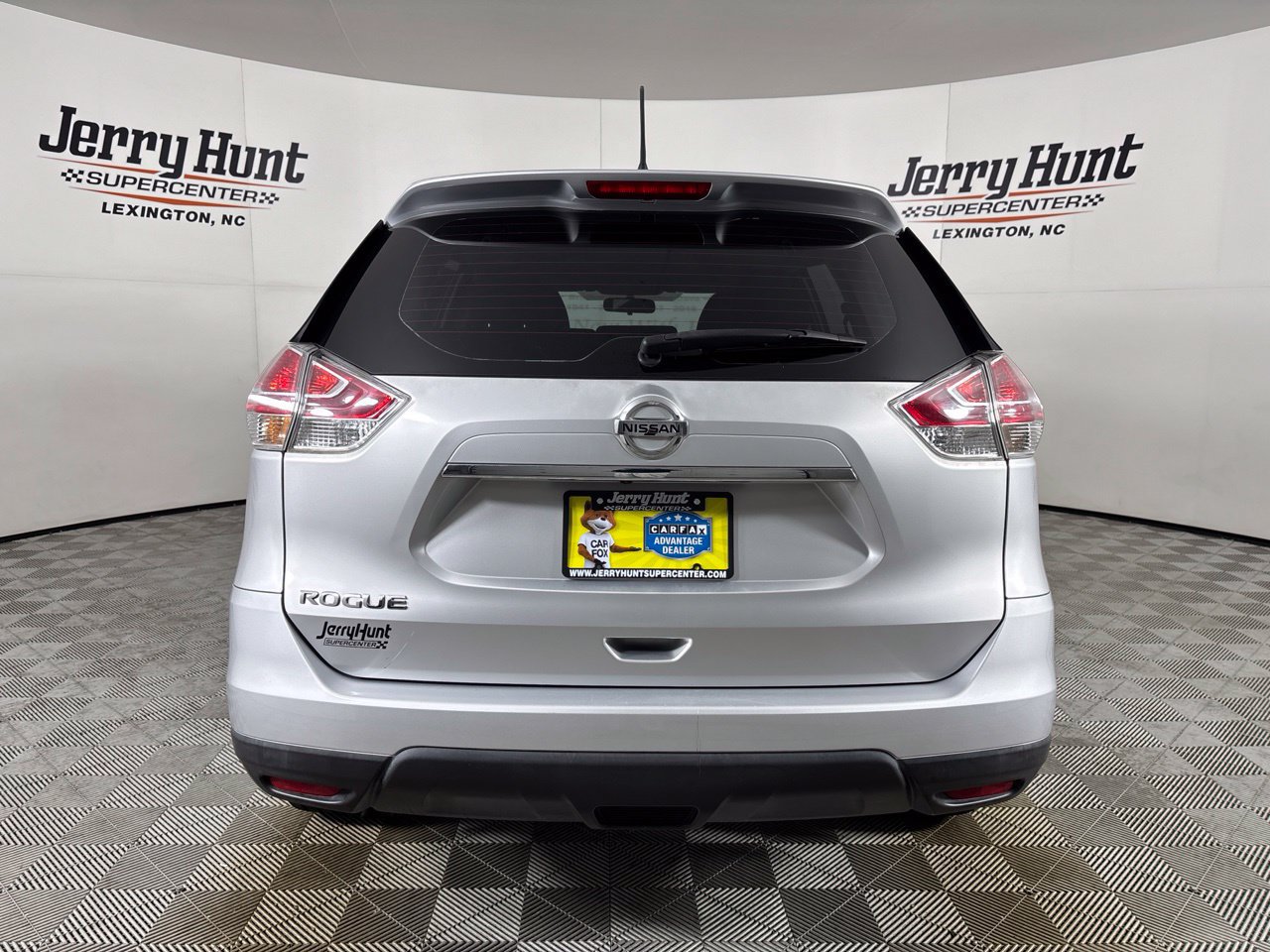 Used 2015 Nissan Rogue S FWD image 5