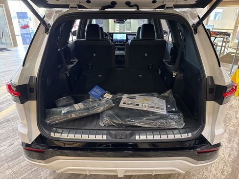 New 2026 Lexus TX 500h F SPORT Performance Premium image 12