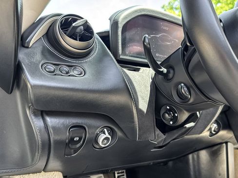 Used 2018 McLaren 720S Luxury RWD image 26